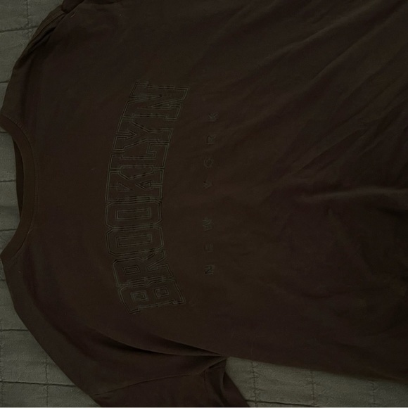 Oversized Tee - Picture 2 of 3